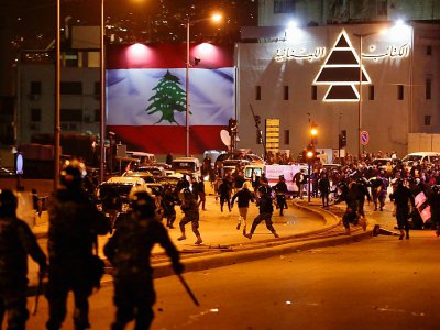 Heurts entre manifestants et forces de l'ordre à Beyrouth, le 14 décembre 2019 au Liban - ANWAR AMRO [AFP]