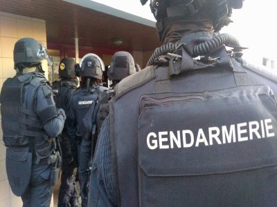 Un réseau de trafic de stupéfiants a été démantelé à Cherbourg, 20 personnes mises en cause. - Gendarmerie de Cherbourg-en-Cotentin