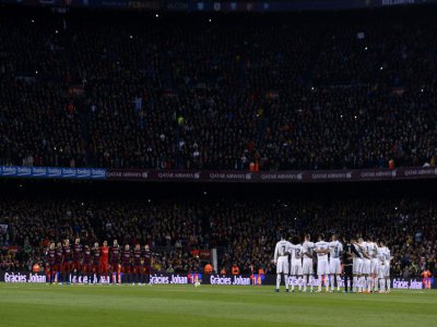 Vue générale du Camp Nou avant le clasico entre le Barça (g) et le Real Madrid, le 2 avril 2016 - JOSEP LAGO [AFP/Archives]