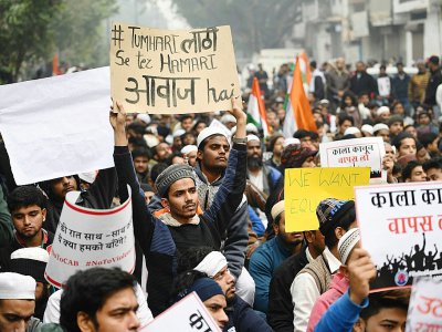 Des manifestants protestent en Inde contre la nouvelle loi sur la citoyenneté qu'ils jugent discriminatoire envers les musulmans, à New Delhi le 19 décembre 2019 - Sajjad  HUSSAIN [AFP]