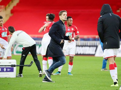 Soulagement pour le nouvel entraîneur de Monaco Robert Moreno (c) après la victoire contre Reims en 32es de finale de Coupe de France, le 4 janvier 2020 au stade Louis-II - VALERY HACHE [AFP]
