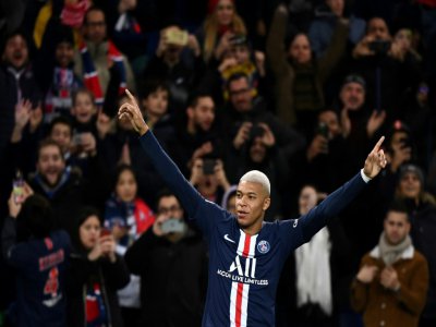 La jeune star du PSG Kylian Mbappé a clos l'année civile par un doublé contre Amiens au Parc des Princes, le 21 décembre 2019 - FRANCK FIFE [AFP/Archives]