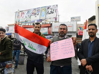 Des Irakiens manifestent contre le pouvoir à Nassiriya, dans le sud de l'Irak, le 10 janvier 2020 - - [AFP]