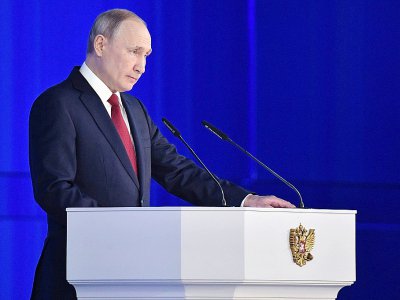 Le président russe Vladimir Poutine s'adresse au Parlement et aux élites politiques le 15 janvier 2020 à Moscou - Alexey NIKOLSKY [SPUTNIK/AFP]