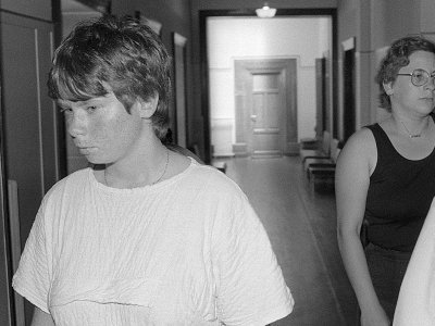 Murielle Bolle (à gauche), le 30 juin 1986 à Dijon - Eric Feferberg [AFP/Archives]