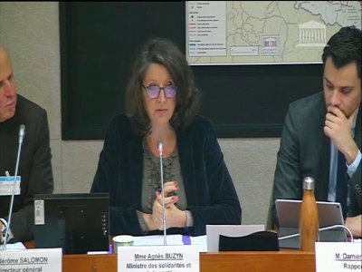 Agnès Buzyn, ministre de la Santé, a été auditionnée par la mission d'information de l'Assemblée nationale sur l'incendie de l'usine Lubrizol. - Assemblée nationale