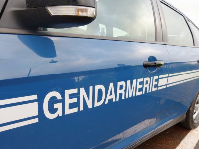 Un gendarme heurté par une voiture à Marcey-les-Grèves : une enquête ouverte pour tentative de meurtre ce jeudi 16 janvier. Illustration - Thierry Valoi