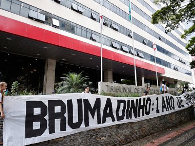 Marche entre Belo Horizonte et Brumadinho, au Brésil, le 20 janvier 2020, un an après la rupture d'un barrage minier qui avait fait 270 morts - DOUGLAS MAGNO [AFP]