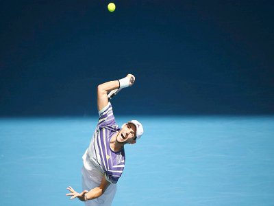 L'Autrichien Dominic Thiem face à Gaël Monfils en 8e de finale de l'Open d'Australie, à Melbourne, le 27 janvier 2020 - Manan VATSYAYANA [AFP]