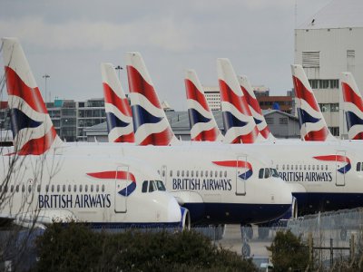 British Airways a annoncé la suspension de tous ses vols vers et en provenance de Chine - LEON NEAL [AFP/Archives]