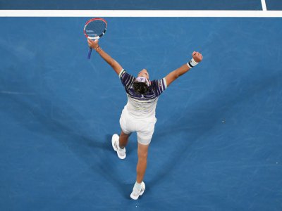L'Australien Dominic Thiem exulte après sa victoire sur l'Espagnol Rafael Nadal en quart de finale de l'Open d'Australie, à Melbourne, le 29 janvier 2020 - Manan VATSYAYANA [AFP]
