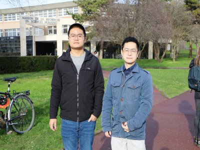Hang Wang et Min You, président et vice-président de l'Union des chercheurs et des étudiants chinois à Caen.