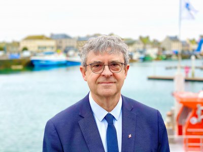 Jean Lepetit est le maire actuel de Saint-Vaast-la-Hougue et vise un nouveau mandat.  - Mairie Saint-Vaast-la-Hougue