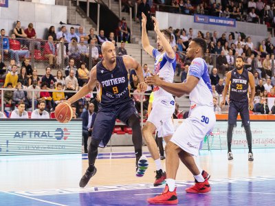 Le Rouen Métropole Basket a perdu pour la première fois à domicile depuis 19 matches. - Romain Flohic