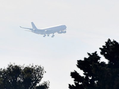Atterrissage du premier avion de rapatriés français de Wuhan, le 31 janvier 2020 à Istres - Pascal GUYOT [AFP]