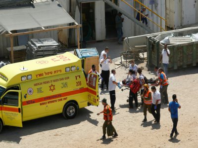 14 personnes ont été bléssés en majorité de soldats lors d'une "attaque" à la voiture-bélier dans le centre de Jérusalem - GIL COHEN-MAGEN [AFP/Archives]