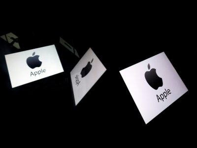 Apple était visé depuis 2018 par une enquête préliminaire du parquet, à la demande de l'association Halte à l'obsolescence programmée (Hop) - Lionel BONAVENTURE [AFP/Archives]