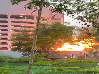 Capture d'écran d'une vidéo diffusée par la Police royale thaïlandaise, montrant un incendie dans le centre commercial Terminal 21 durant une tuerie par un soldat dans la ville de Nakhon Ratchasima (Thaïlande), le 8 février 2020 - Handout [THAI ROYAL POLICE/AFP]