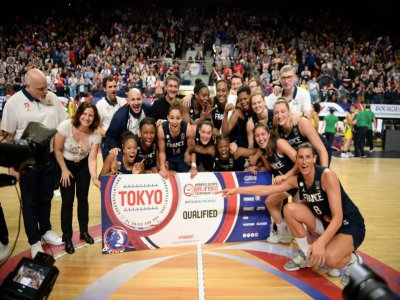 L'équipe de France féminine de basket qualifiée pour les Jeux de Tokyo après sa victoire contre le Brésil le 8 février 2020 à Bourges - GUILLAUME SOUVANT [AFP]