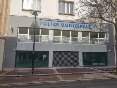 Les 115 agents de la police municipale du Havre (Seine-Maritime) déménagent mais restent en centre-ville, avec de nouveaux locaux situés désormais au 75 avenue Coty. - Joris Marin