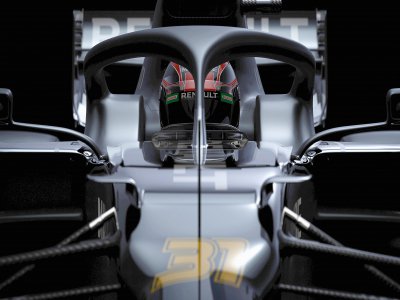 La livrée de la RS20 est moins colorée que les années précédentes, laissant plus de place au noir. - Renault F1 team