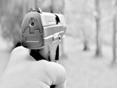 Dès le 17 février, les policiers municipaux du Havre seront équipés de pistolets semi-automatiques. (Illustration) - Pixabay