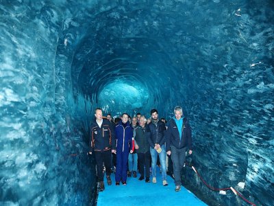 Visite présidentielle du tunnel de glace près de Chamonix, le 13 février 2020 - DENIS BALIBOUSE [POOL/AFP]