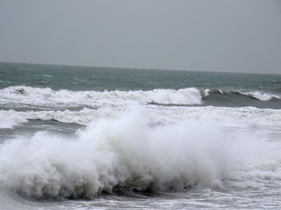 Nouveau coup de vent sur les côtes de la Manche ce jeudi 13 février. - Thierry Valoi