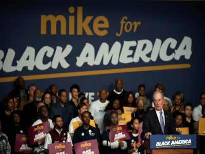 Mike Bloomberg, candidat à la primaire démocrate, s'adresse au public lors d'un meeting à Houston le 13 février 2020. - Mark Felix [AFP]