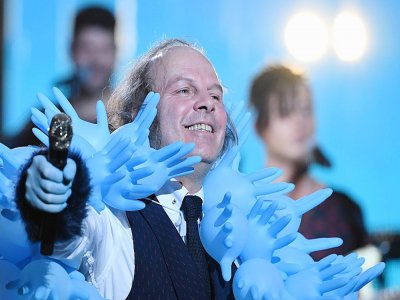 L'artiste Philippe Katerine sacré aux Victoires de la musique le 14 février 2020 à Paris - Alain JOCARD [AFP]