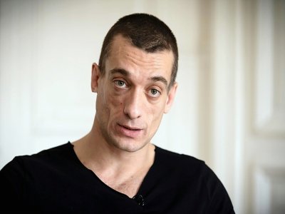 Piotr Pavlenski lors d'un entretien avec l'AFP le 14 février 2020 à Paris - Lionel BONAVENTURE [AFP/Archives]