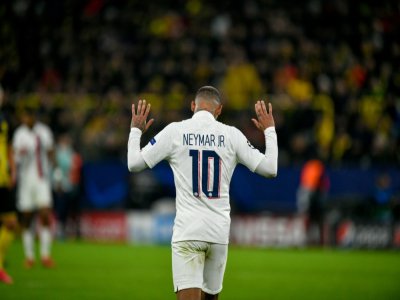L'attaquant brésilien du PSG Neymar lors du match contre le Borussia en Ligue des champions, le 18 février 2020 à Dortmund - Sascha SCHÜRMANN [AFP/Archives]