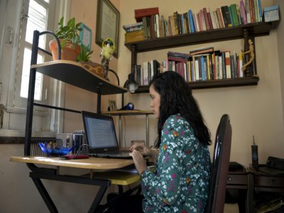La journaliste cubaine Monica Baro à son domicile à La Havane, le 23 janvier 2020 - YAMIL LAGE [AFP]