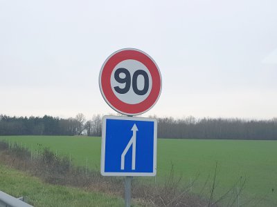 Le Conseil départemental de l'Orne a décidé du retour à la vitesse de 90 km/h à partir du début du mois d'avril sur les routes du département qui sont sous sa responsabilité.