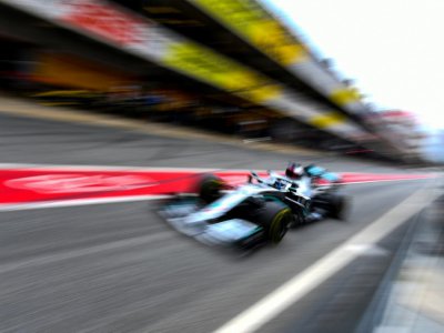 Le Britannique Lewis Hamilton (Mercedes) lors des essais hivernaux, sur le circuit de Catalogne, à Montmelo, le 28 février 2020 - Josep LAGO [AFP]