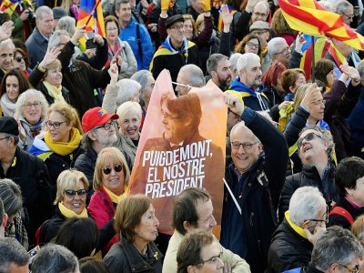 La foule venue accueillir Carles Puigdemont à Perpignan le 29 février 2020 - LLUIS GENE [AFP]
