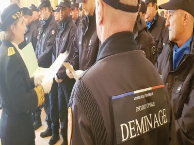 Démineurs, agents du Raid, surveillants pénitentiaires ont été honorés à l'occasion de cette cérémonie à la préfecture de l'Orne, le mercredi 11 mars.