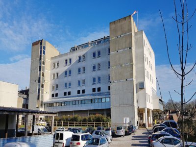 Une septuagénaire positive au Covid-19 a été prise en charge par le Centre hospitalier d'Alençon le mercredi 11 mars.