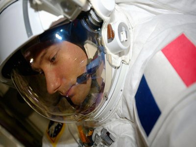 Thomas Pesquet est un habitué du confinement, après une mission de six mois au sein de la station spatiale internationale. - Cinquième heure production
