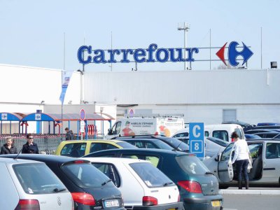Les salariés du Carrefour de Barentin se sentent particulièrement exposés au virus. Ils ont fait valoir leur droit de retrait ce jeudi 19 mars. (illustration)