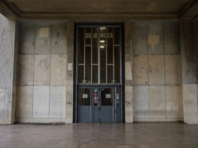 Le bâtiment des sciences à l'université de Caen, fermée, comme toutes les universités de France - Sameer Al-DOUMY [AFP/Archives]