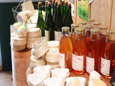 La Normandie compte quatre fromages d'Appellation d'origine protégée : camembert, neufchâtel, livarot et pont-l'évêque