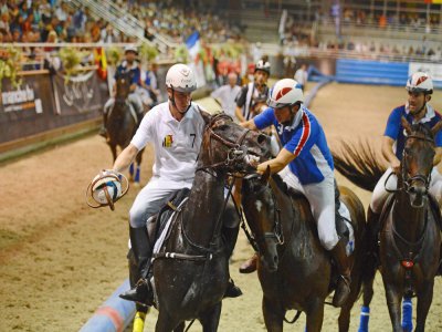 Les championnats du monde de horse-ball sont reportés d'un an à Saint-Lô à cause du Covid-19.