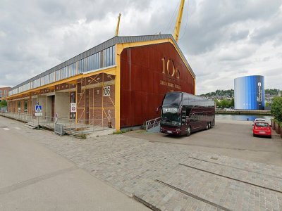 La salle de concert 106 à Rouen actuellement fermée est transformée en centre de soins.