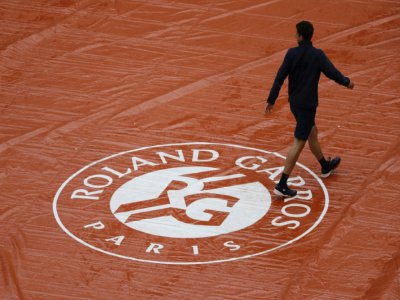 La Fédération française de tennis a reprogrammé Roland-Garros à l'automne - Thomas SAMSON [AFP/Archives]