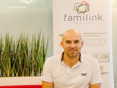 Alexis Le Goff est le cofondateur de Familink, à l'origine du cadre photo connecté. - Familink