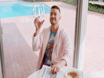 Justin Timberlake sort un nouveau clip pour le film Les Trolls 2. - YouTube