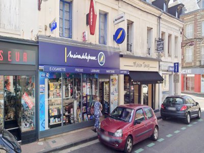 Pendant le confinement, la Maison de la presse de Fauville-en-Caux vend plus de magazines que de quotidiens.