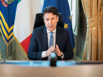 Le Premier ministre italien Giuseppe Conte, en visioconférence depuis Rome avec les dirigeants européens, le 23 avril 2020 - Handout [Palazzo Chigi press office/AFP]
