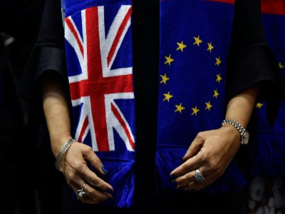 L'UE et le Royaume-Uni se sont renvoyé vendredi la responsabilité de l'absence de progrès  après une semaine de discussions sur leur relation post-Brexit, laissant planer un doute sur leur capacité à s'entendre comme prévu d'ici la fin de l'année - JOHN THYS [AFP/Archives]